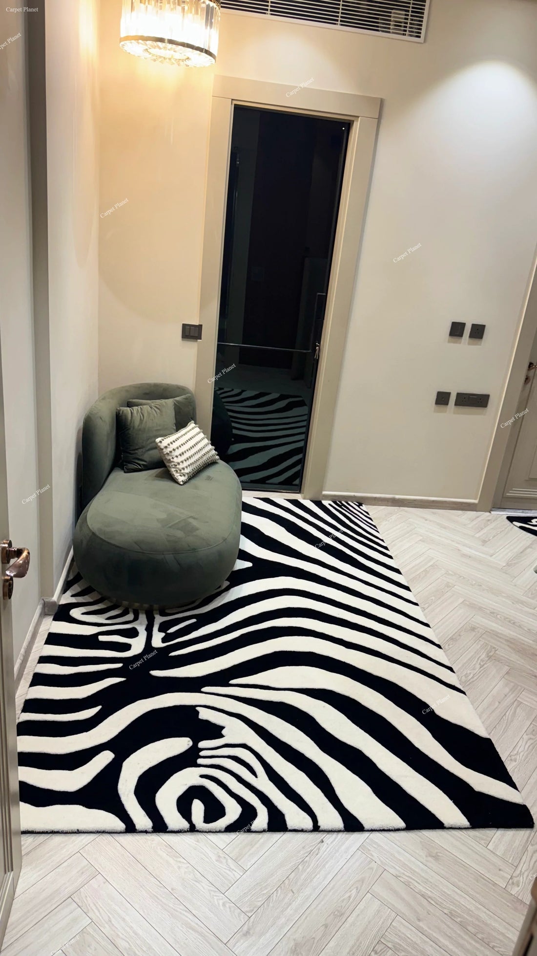 Zebra Wave Black & White Abstract Rug