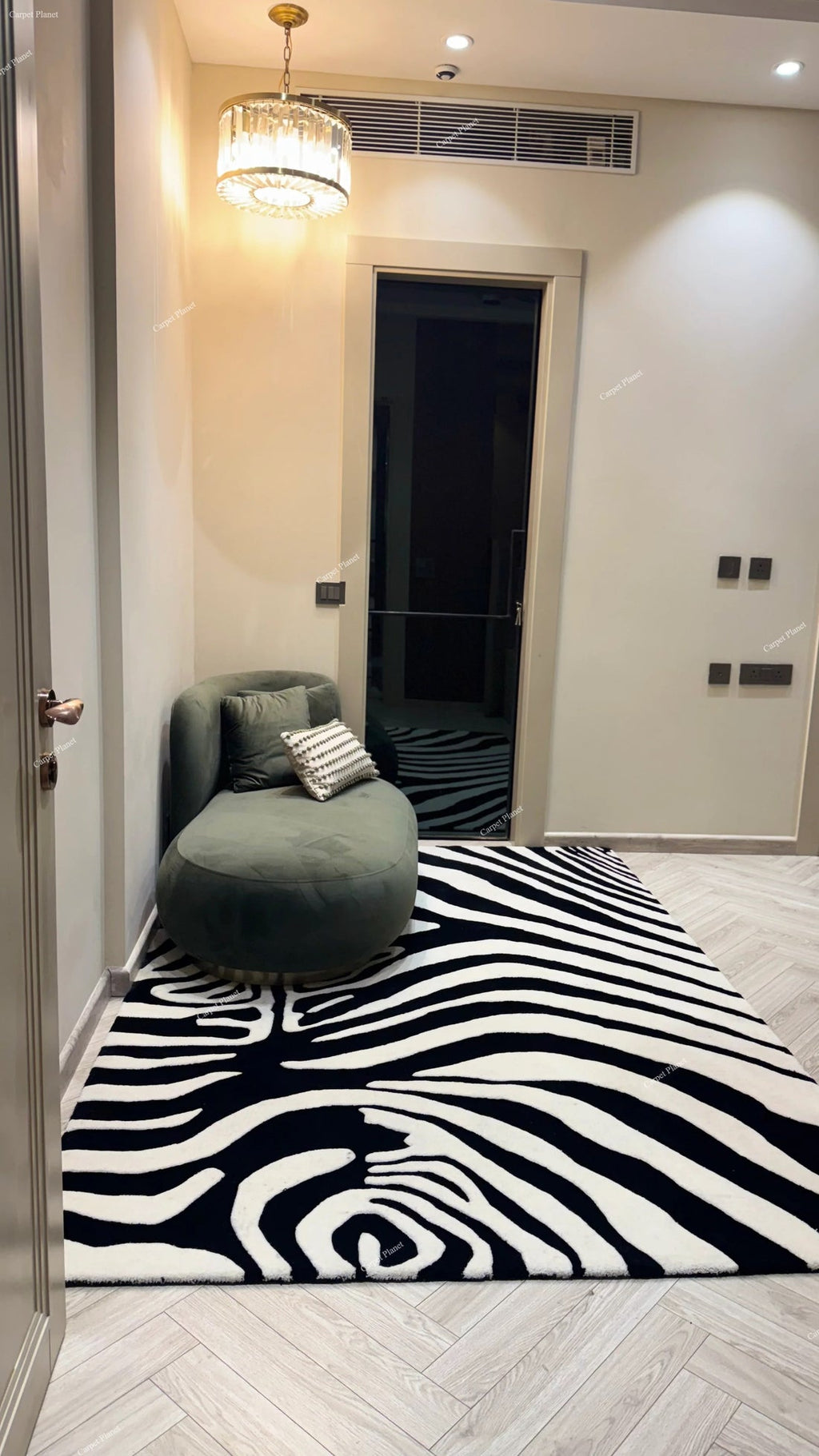 Zebra Wave Black & White Abstract Rug