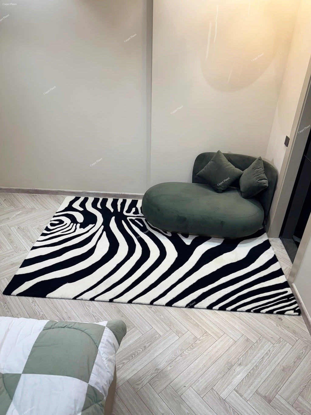 Zebra Wave Black & White Abstract Rug