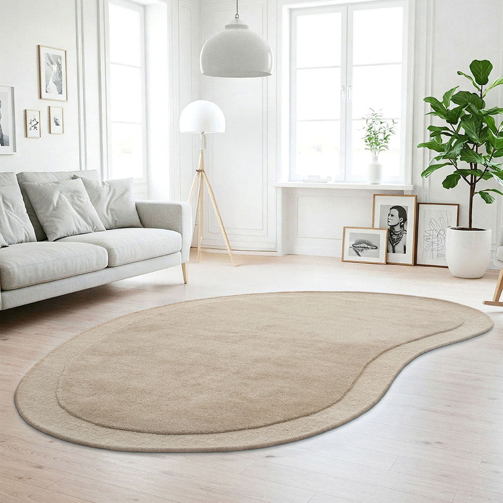 Soft Minimalism with an Organic Silhouette
