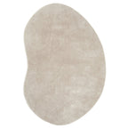 Soft Minimalism with an Organic Silhouette