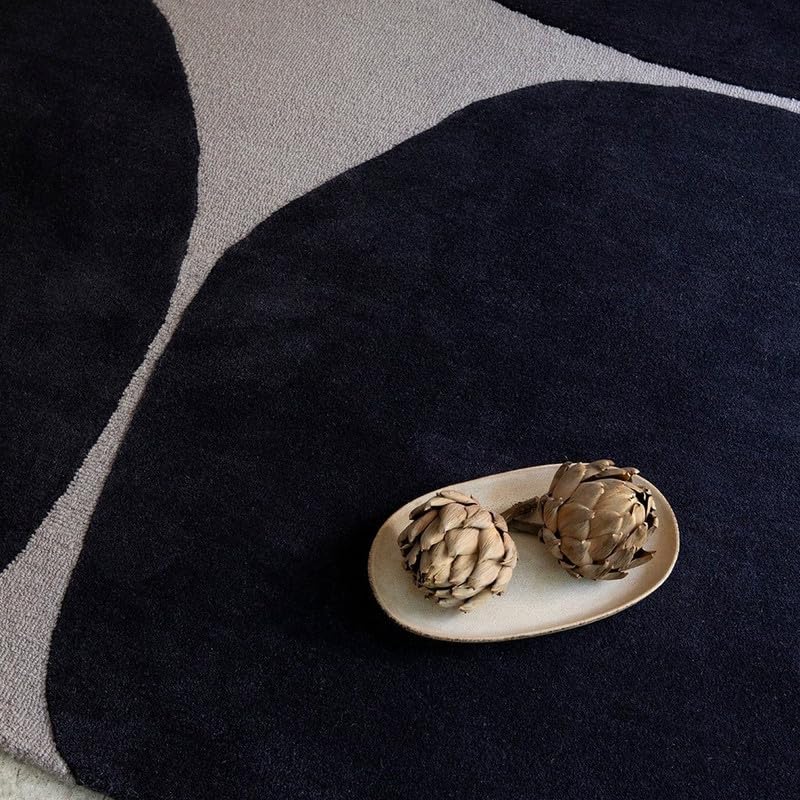 Modern Black Abstract Geometric Rug